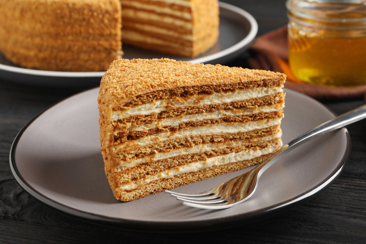 Honey Cake: A Sweet and Moist Delight – Be Organic